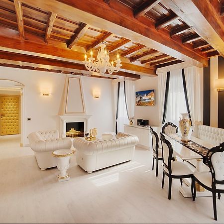 Spanish Steps Amazing Apartment 로마 외부 사진